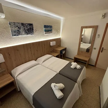 Santa Clara Πανσιόν L'Estartit
